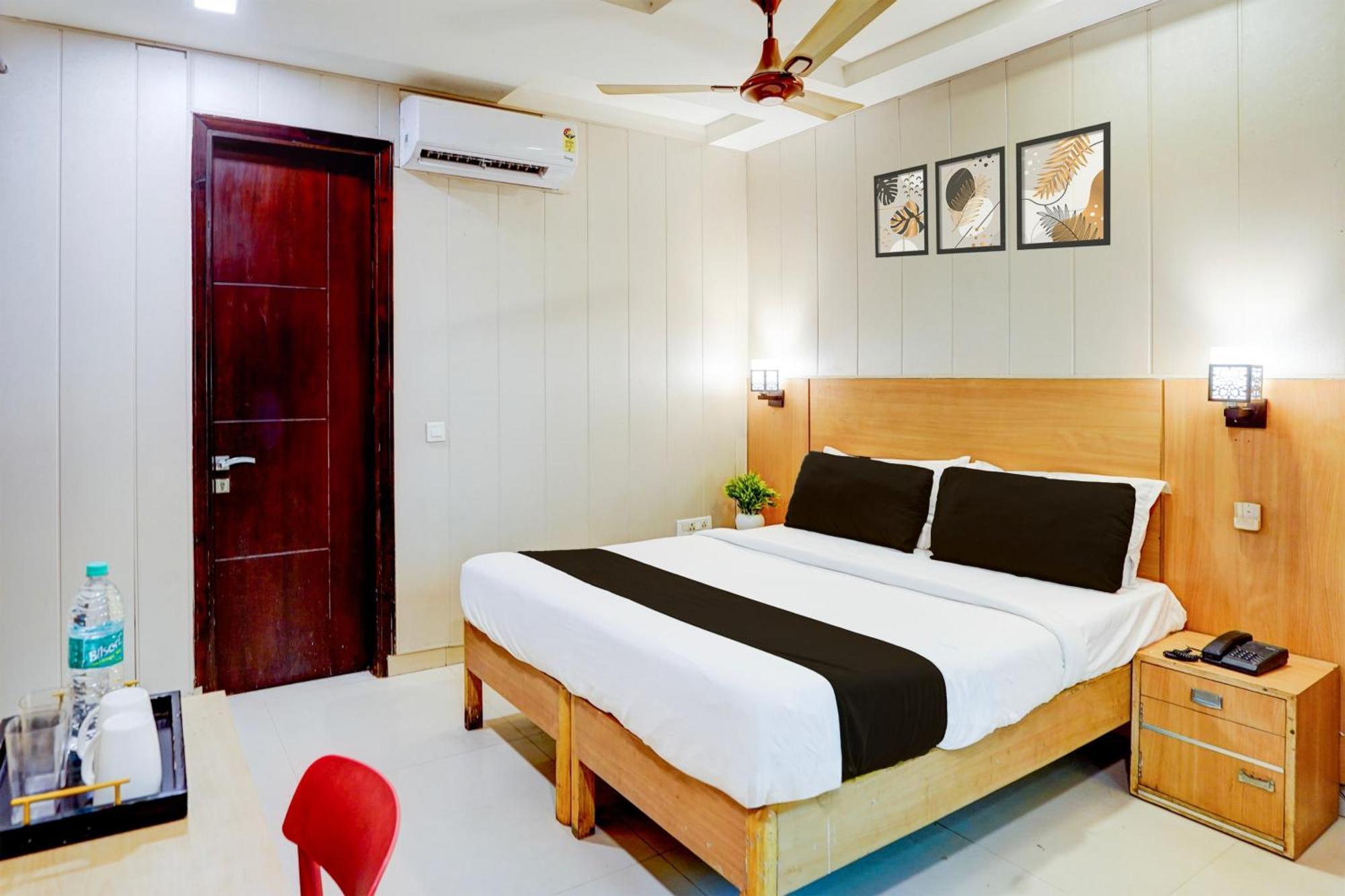 Super Hotel O Rohini Sector 24 Delhi  Eksteriør bilde